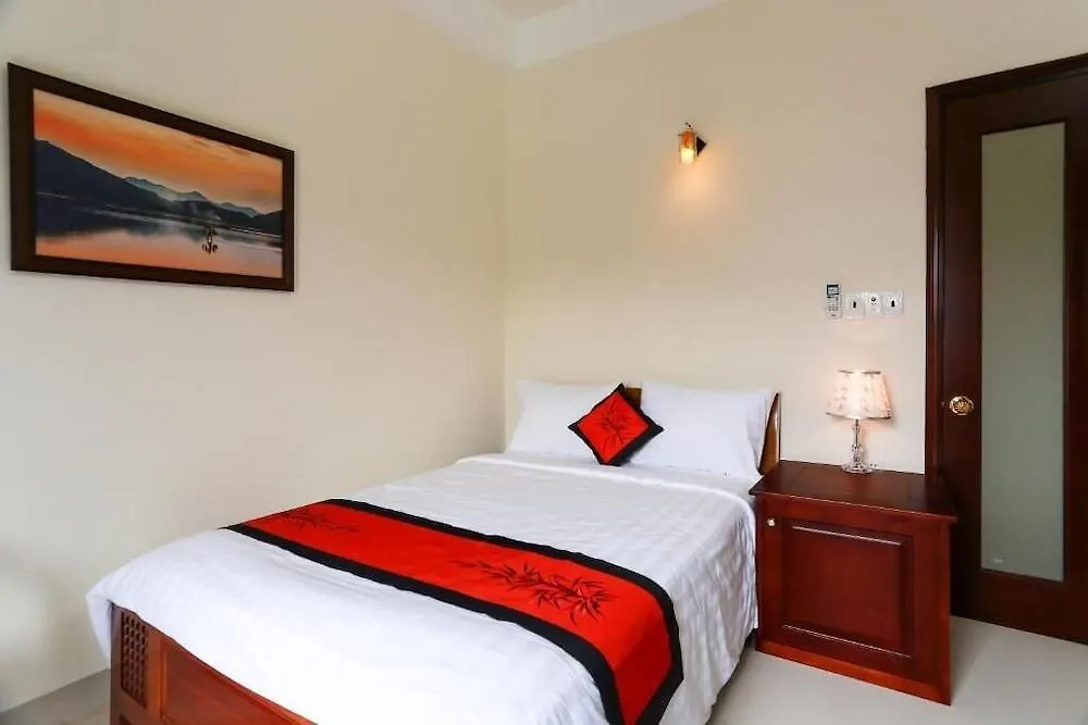 Viet Nhat Homestay Hoi An 2*,  Vietname